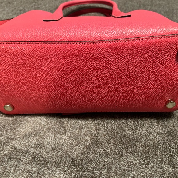 Mid sized Kate Spade cross body or handle purse. Beautiful bright pink colour - Picture 2 of 5